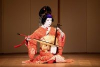 坂東玉三郎　３０年ぶりの新橋演舞場で「阿古屋」の琴、三味線、胡弓を披露