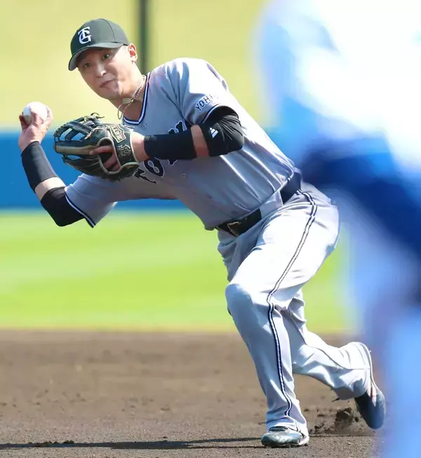 【巨人】吉川尚輝が６回の守備で交代　１週間ぶりの実戦は「３番・二塁」で３打数１安打　２軍ＤｅＮＡ戦