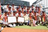 「【高校野球】白樺学園が甲子園に全国一番乗り！２年ぶり５度目　２回までに６得点の速攻でクラーク撃破…北北海道大会」の画像1