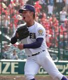 「【甲子園】天理が４強一番乗り！藤原監督「びっくり」橋本桜佑１５４球完封　４番・金本相有が今大会２号の先制弾　９年ぶり準決勝進出」の画像1