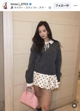 「ヤバい、マジでヤバすぎる」板野友美、ミニスカコーデで美脚披露！「足長い」「お人形さん」「スタイル抜群」