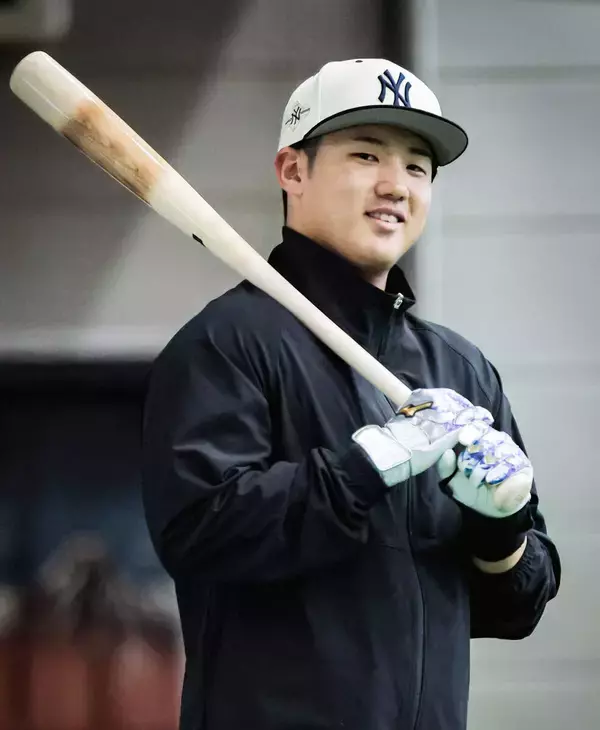 巨人・石塚裕惺「応援歌を作っていただけるくらいの活躍をしたい」今季目標の一つに“主力の証し”を設定