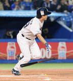 「【ヤクルト】先発右腕の松本健吾、うれしいプロ初安打で先制点演出」の画像1