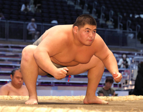 昨年の高校横綱・沢田が３勝目　定年まで残り約１年の師匠の境川親方のためにも「上がれるところまで上がりたい」
