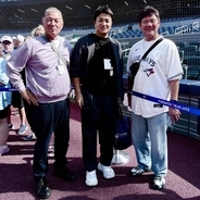 岡本和真に強力援軍！高橋由伸、斎藤雅樹、村田真一の巨人ＯＢトリオが激励訪問「活躍を楽しみにしています」