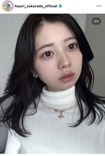 「一体どういうことなのーー」桜田ひよりの長すぎる脚に驚がく「さすがに美脚すぎる」「お人形さん」「神も憧れる」