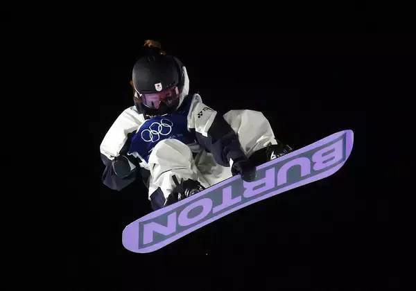 【五輪】１１位の岩渕麗楽“３度目の正直”ならずも「楽しかった。一番やりきれた」スノボ女子ビッグエア