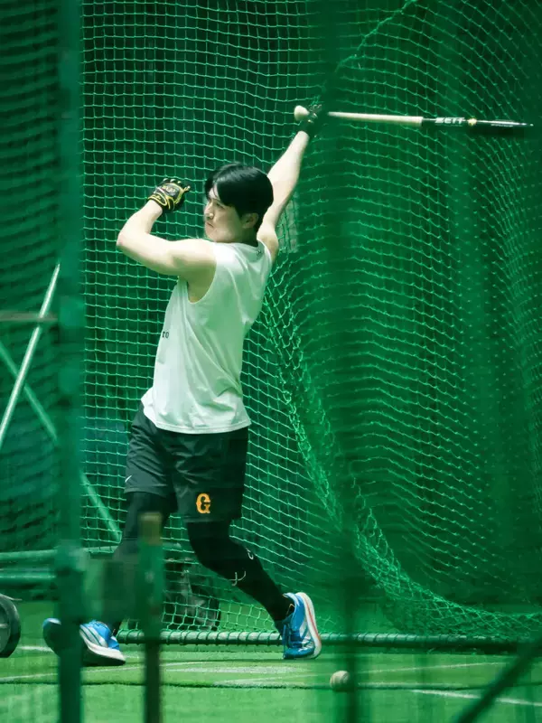 【巨人】キャンプ第５クール初日がスタート　休日返上で前日に練習していた泉口友汰は早出で打撃と精力的