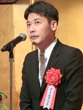 演劇、文学で“注目の人”ピンク地底人３号さん「戯曲を書き続け、その戯曲が未来の劇作家の作品の一部となるよう」　「鶴屋南北戯曲賞」贈呈式で決意語る