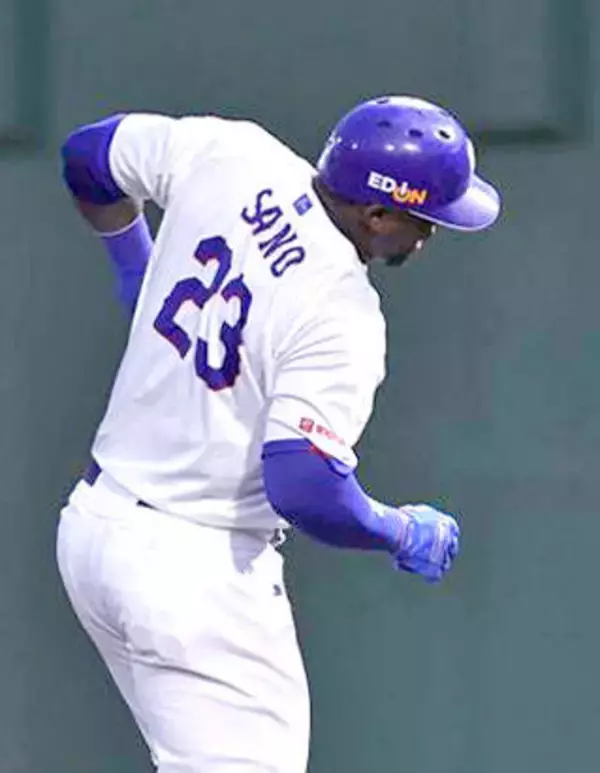 【中日】前日に足を痛めたミゲル・サノーが出場選手登録抹消　井上竜に痛恨の離脱　クリスチャン・ロドリゲスが今季初昇格