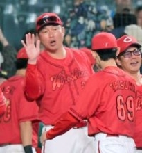 【広島】新井貴浩監督「本当によくしのいだ」野手使い切りドロー「つぎ込むと決めていた」最後は新人２イニング