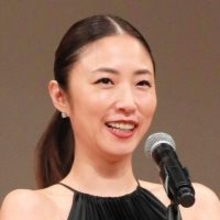痩せてる～！ＭＥＧＵＭＩが極細！ダイエットした姿「すっげぇー」「くびれ！」「ええ女」