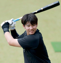 【巨人】石塚裕惺が２軍戦の試合前練習に参加　フリー打撃では広角に鋭い打球で回復ぶりアピール