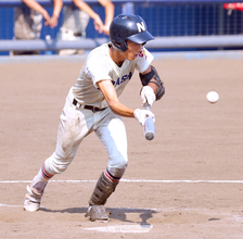 【高校野球】ノーシードの習志野が最速１４７キロ右腕攻略「運を拾う…３個ゴミを見つけてポケットに」終盤の逆転劇で４強入り