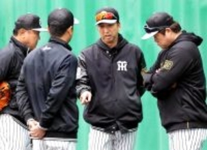 【阪神】藤川球児監督、“ポスト石井”探し本格化「現状をこのクールで」…湯浅には踏み込む左足の使い方を指導