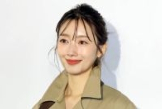 「意外とフットワーク軽いんですねぇ！」女優・波瑠の告白にスタジオ騒然「『大好きです。いつも見てます』といって、そのまま…」…「上田と女が吠える夜」