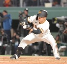 【巨人】則本昂大が１４年目のプロ初安打！通算４２打席目　左打席から会心のバント…楽天では３３打数２６三振