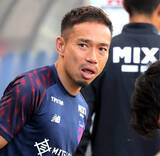 「日本人初５大会連続Ｗ杯メンバー入りの長友佑都、鹿島戦はメンバー外　韓国代表ＧＫ金承奎もメンバー外　」の画像1