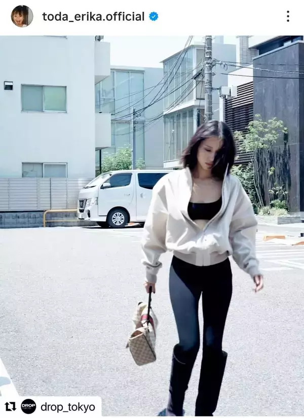 「え！？戸田恵梨香なの？」とんでもない格好で歩く姿！ブラトップ＆ぴたぴた「超モデル」体のシルエット強調
