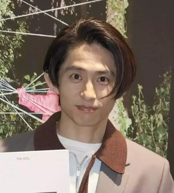 三宅健、Ｖ６解散の翌日にグループＬＩＮＥを“抜けた”予想外のメンバー暴露「誰？って思ったら一番やらなそうな」