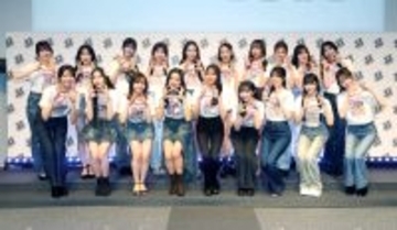 ３代目「Ｊ‐ＧＩＲＬ」のファイナリスト１９名がお披露目…１８日からファイナル審査がスタート