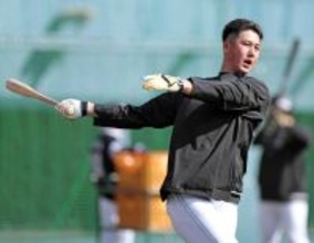 【ソフトバンク】秋広優人、すり足から打撃フォーム変更「僕の中では大改造」５００スイング特打で中堅方向へサク越え連発