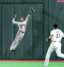 【侍ジャパン評論】一流の技術と自信がつまった周東佑京の守備　村田真一氏「これを日韓戦で発揮できることに拍手」