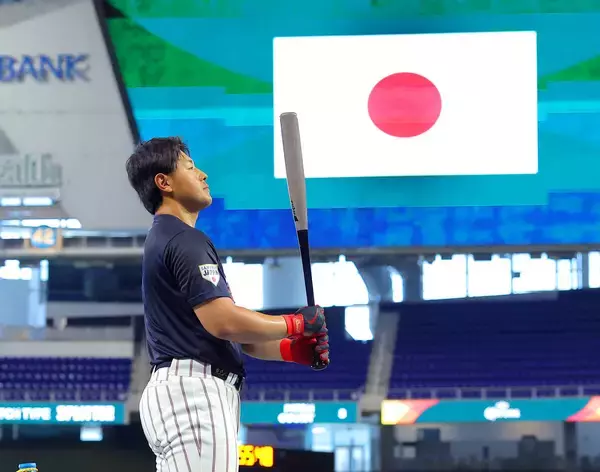 岡本和真、マイアミでかっ飛ばす「世界一再現弾」　前回決勝で会心ソロを放った地　「目の前の一球に集中」して左腕打ちへ