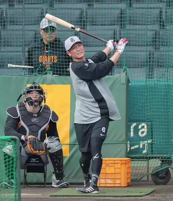 【巨人】今季初の甲子園は右から左に強い浜風　坂本勇人ら右打者の打球グングン伸びる　試合中に雨予報も