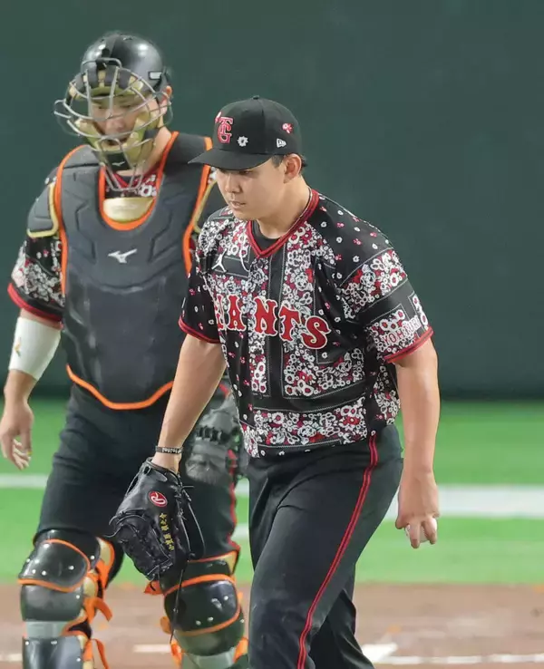 【巨人】阪神と１９日ぶり２差開く　同率首位で迎えた後半戦最初のカード負け越し、虎は３連勝