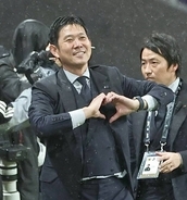 日本が試合終了間際に勝ち越し森保一監督が衝撃のポーズ　その理由は？