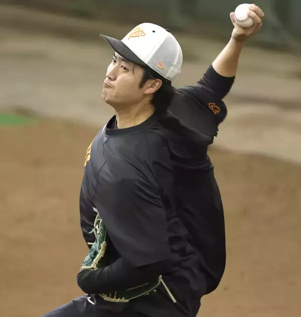 【巨人】松井新監督の前で爆睡で話題の３年目右腕「悪い時に『また寝てるのか』って言われそう…」「来年は野球で目立てるように」