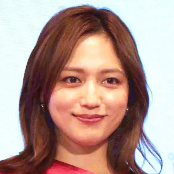 川口春奈　最新の姿に仰天！スタイル抜群ワンピースに「ズキュ～ン」「色っぽいよ」「大人の雰囲気」