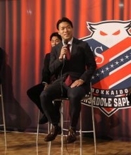Ｊ２札幌へ１０年ぶり復帰のＤＦ堀米悠斗「この地に認めてもらえるように」新加入７選手が商業施設で会見　
