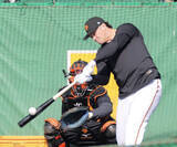 「【巨人】ダルベック「来日１号」初フリーで特大弾連発「おお！」メジャー級パワーに騒然」の画像1