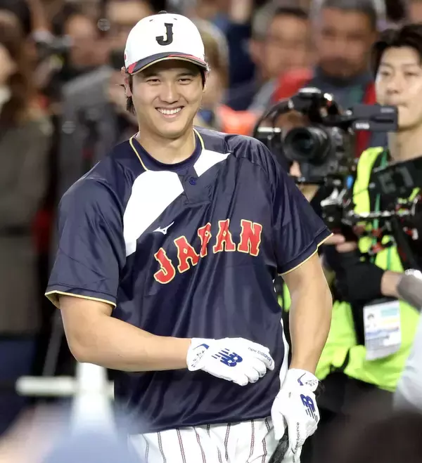 大谷翔平が韓国戦で２戦連発！同点ソロ！　ＷＢＣ日本人最多タイ通算３号…３回３失点の高校先輩・菊池雄星と熱い抱擁