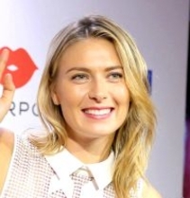 「ロシアの妖精」３９歳・シャラポワさん、素肌にジャケットの大胆Ⅴライン姿！「私の女神は美しい」「優勝」