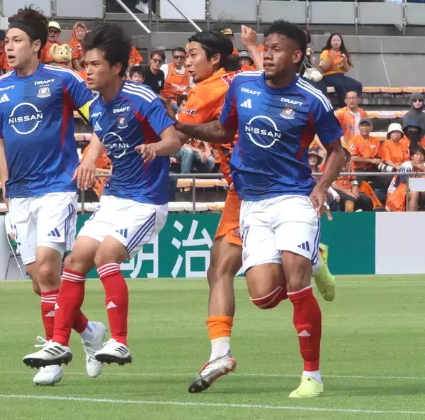 【Ｊ１清水】ＦＷ小塚和季のアイスタ初ゴールで先制もドロー　吉田孝行監督「清水をもっと強くします。必ず強くします」