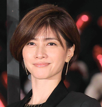 ５０歳・内田有紀の顔に「二度見した」「マジで」「信じてない」主演ドラマ反響「中学生の息子が…」