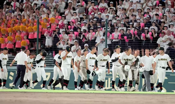 【甲子園】 札幌日大は甲子園初勝利ならず「打撃の精度を高めていく必要がある」元巨人・村田修一氏と日大同期の森本監督