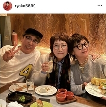 森山良子、娘婿のおぎやはぎ・小木博明と長女の誕生日祝い「仲良しｆａｍｉｌｙ素敵」「３人一緒珍しい」と話題