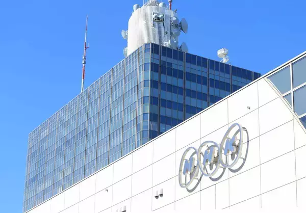 「ニュースウオッチ９」、補正予算案成立の見通し伝え「高市政権としては一山越えられそうです」