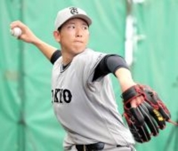 【巨人】戸郷翔征がブルペン入りで進化を模索「去年期待に応えられなかった分しっかり応えたい。監督を胴上げしたい」