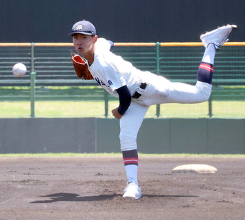 【高校野球】明石南・エースで４番の東根圭吾が５回まで無安打ピッチング「後半までゼロ安打だと野手もプレッシャーがかかる」兵庫大会
