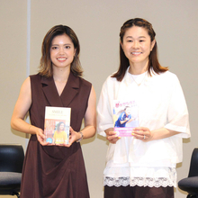 なでしこジャパン長谷川唯が“神対応連発”　自叙伝１００冊を自費購入でサッカー少女へプレゼント＆かつての所属チームへユニホーム４０枚贈呈