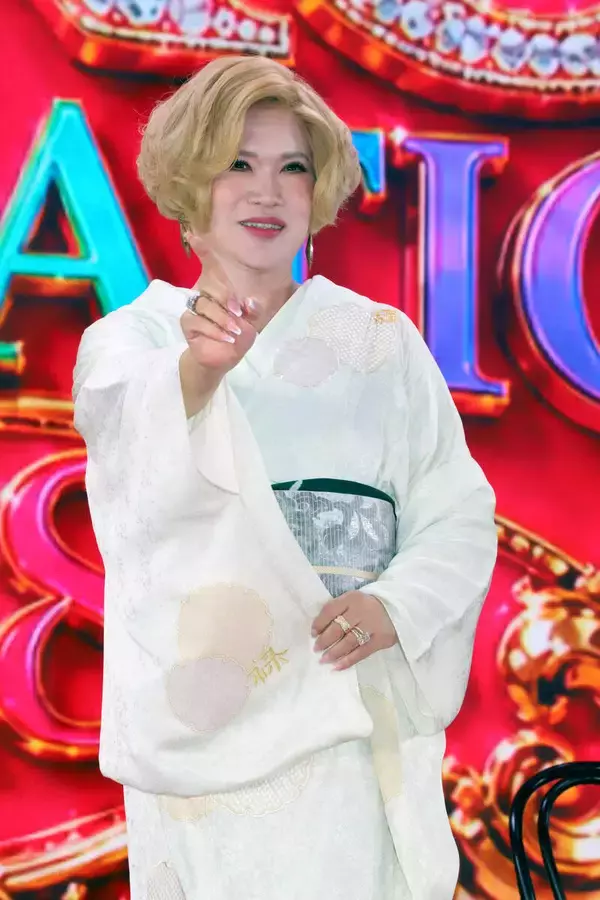 ＩＫＫＯ、昭和歌謡コンサートで熱唱「歌はサプリメント～！　演歌大好き～！」田川寿美らゲスト