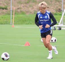 町田に新加入のＭＦ明本孝浩　ＦＷ相馬勇紀との「２本の槍」へ好感触「お互いを見てプレー出来る選手同士。すごく楽しみ」