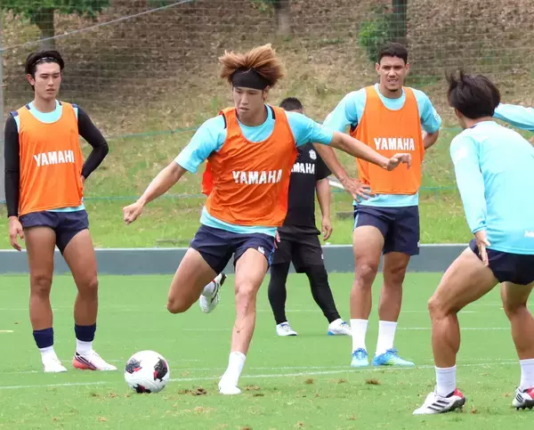 【Ｊ２磐田】新加入のＦＷ太田龍之介「自分のプレーをすれば点は取れると思う」…８日・秋田と開幕戦