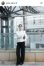 妊娠公表の貴島明日香「お気に入りのお洋服」姿に「可愛すぎん？」「本当に妊婦さんですか」「綺麗」の声