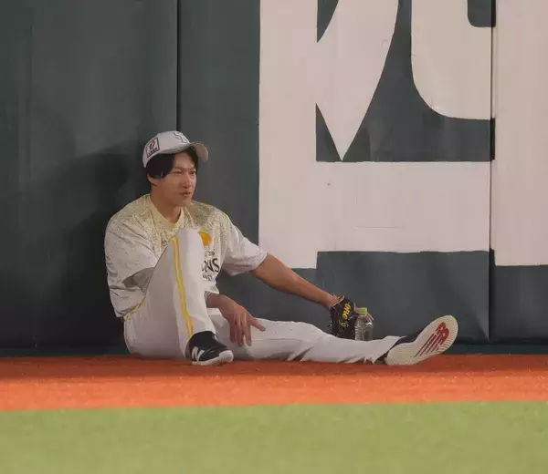 【ソフトバンク】首痛で初戦出番なしの柳田悠岐は万全アピール「いつでもいけますよ」　代打の準備をしていたと明かす